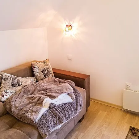 Luxurious Alpine In Posh Winter * Μπάνσκο